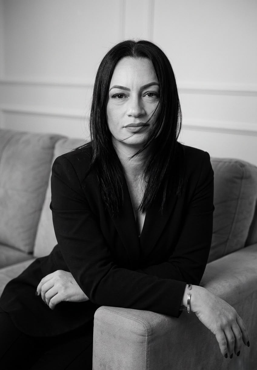 Laíris Sousa, estrategista de vendas, em retrato profissional
